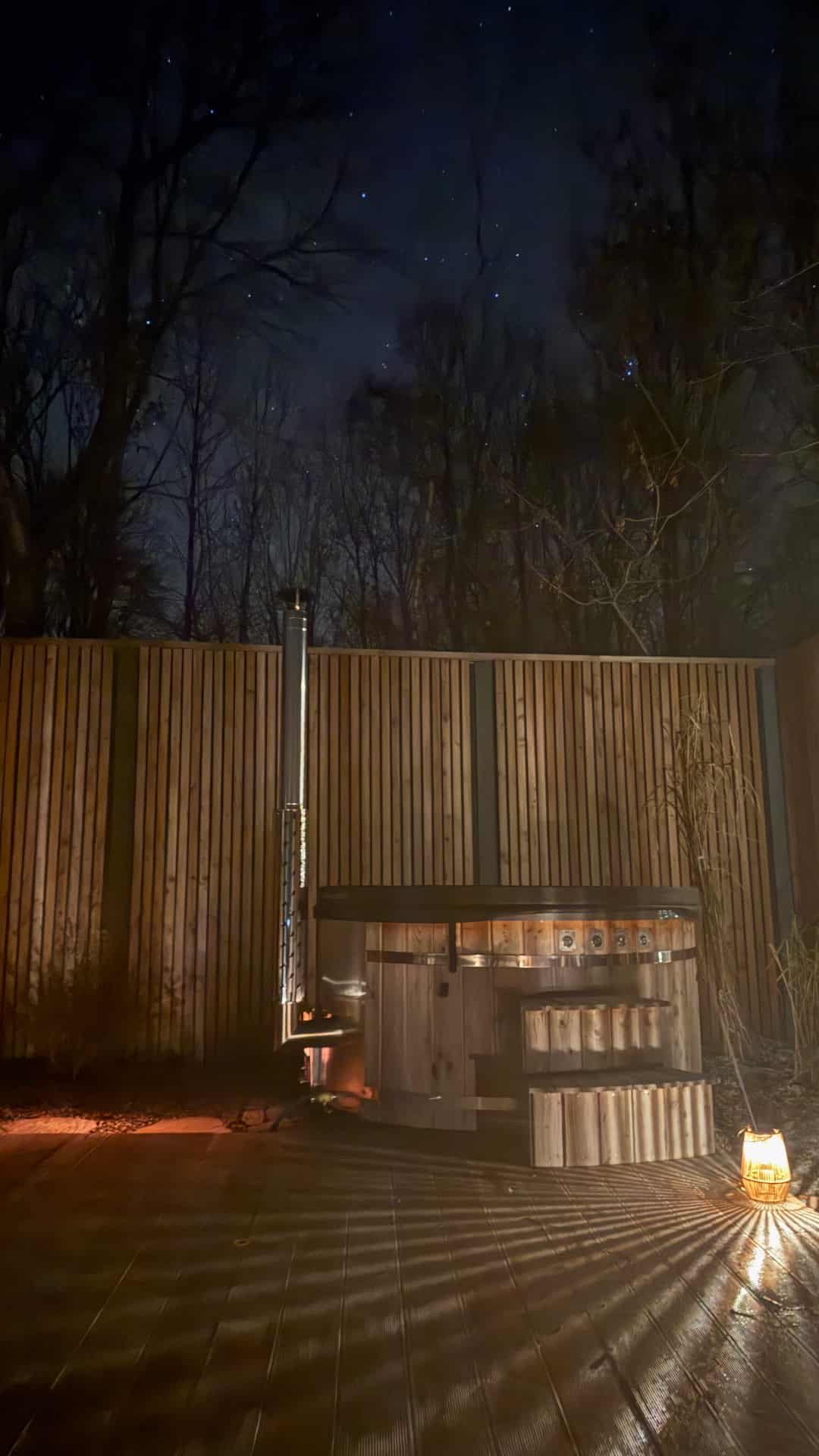 Wellness terrace with hot tub and sauna