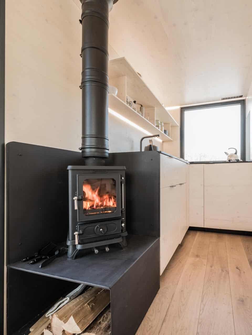 Krbová kamna na dřevo